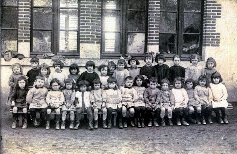 SOUVENIRS D'ENFANT DES ANNEES 20