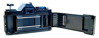 Canon AV-1, Film box
