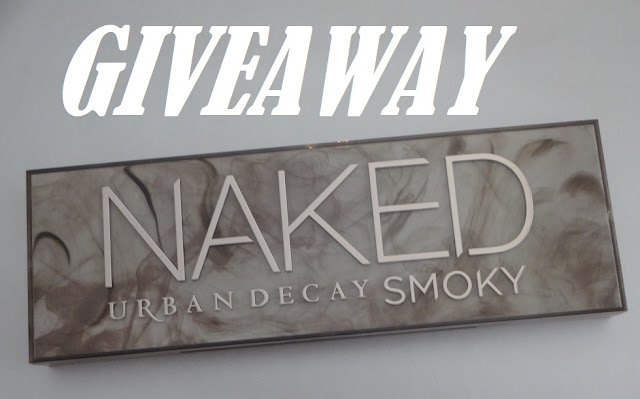 **CLOSED** International Giveaway to Win a Naked Smoky Palette 1
