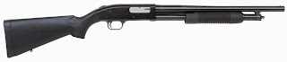 Mossberg 500 combat shotgun