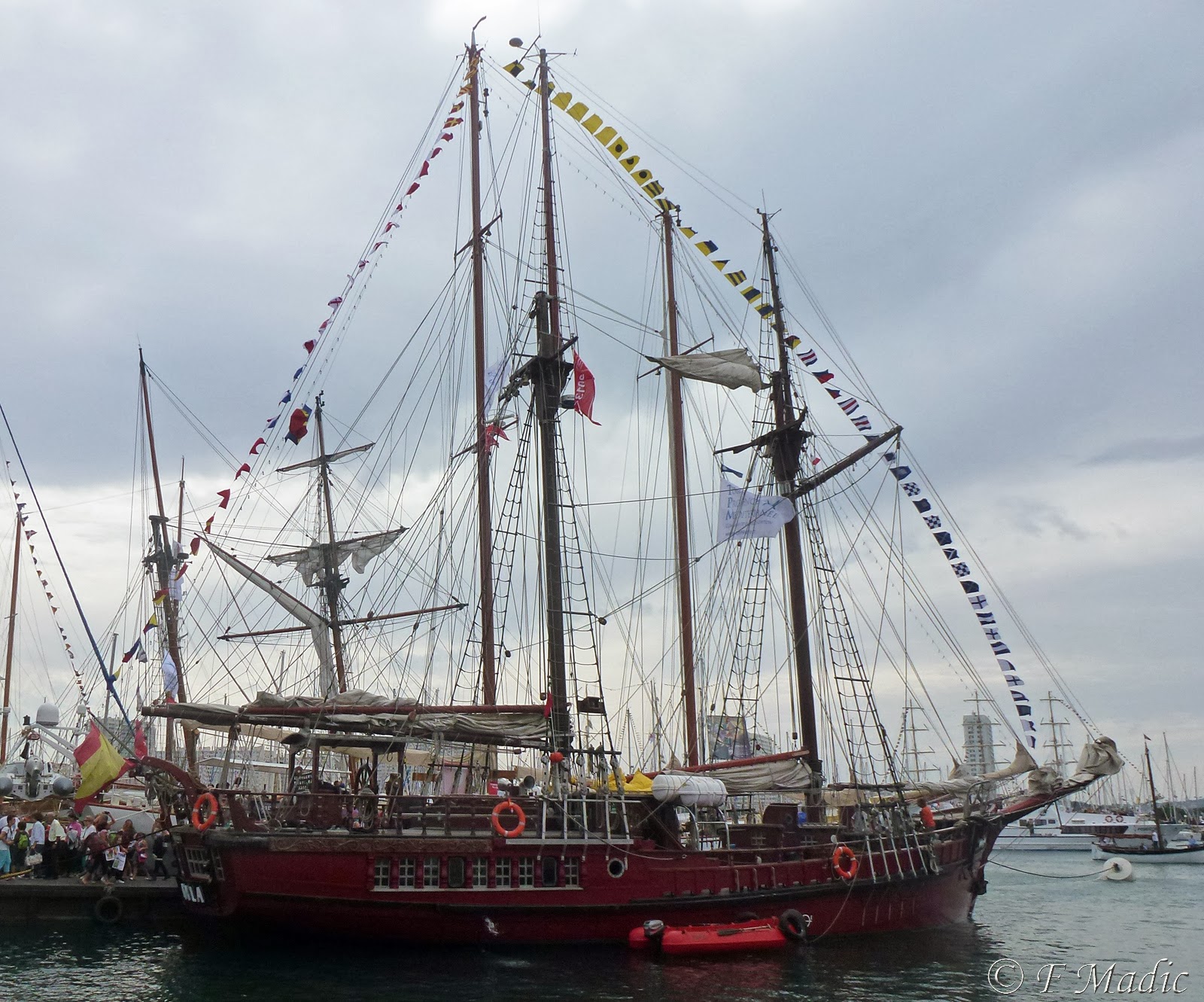 Voiliers à 2 mâts (voiles auriques ou carrées) ATYLA (ex CANTABRIA