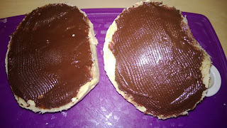 Wow sieht genauso aus wieder andere Nuss-Nougat Cremes