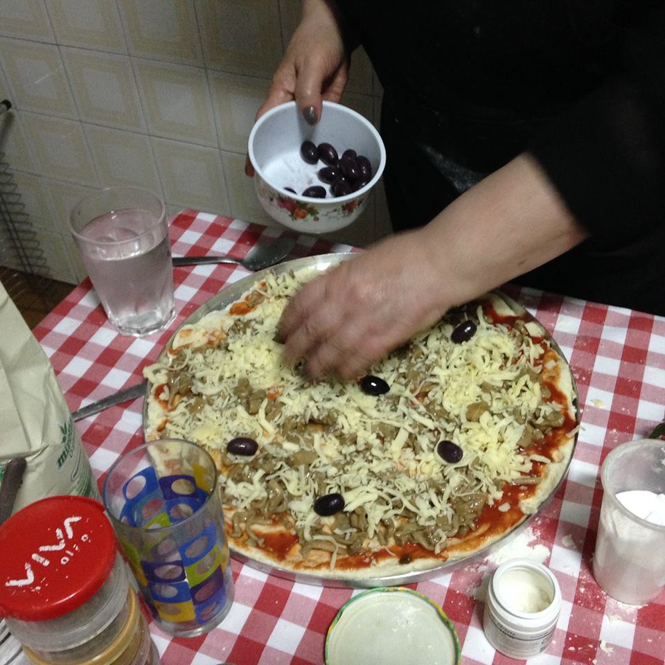 Nadı̊a Cōzzi BioCulinária Pizza de shimeji