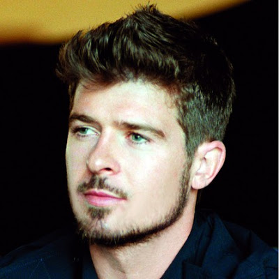 NURU THE BOSS: ROBIN THICKE!!