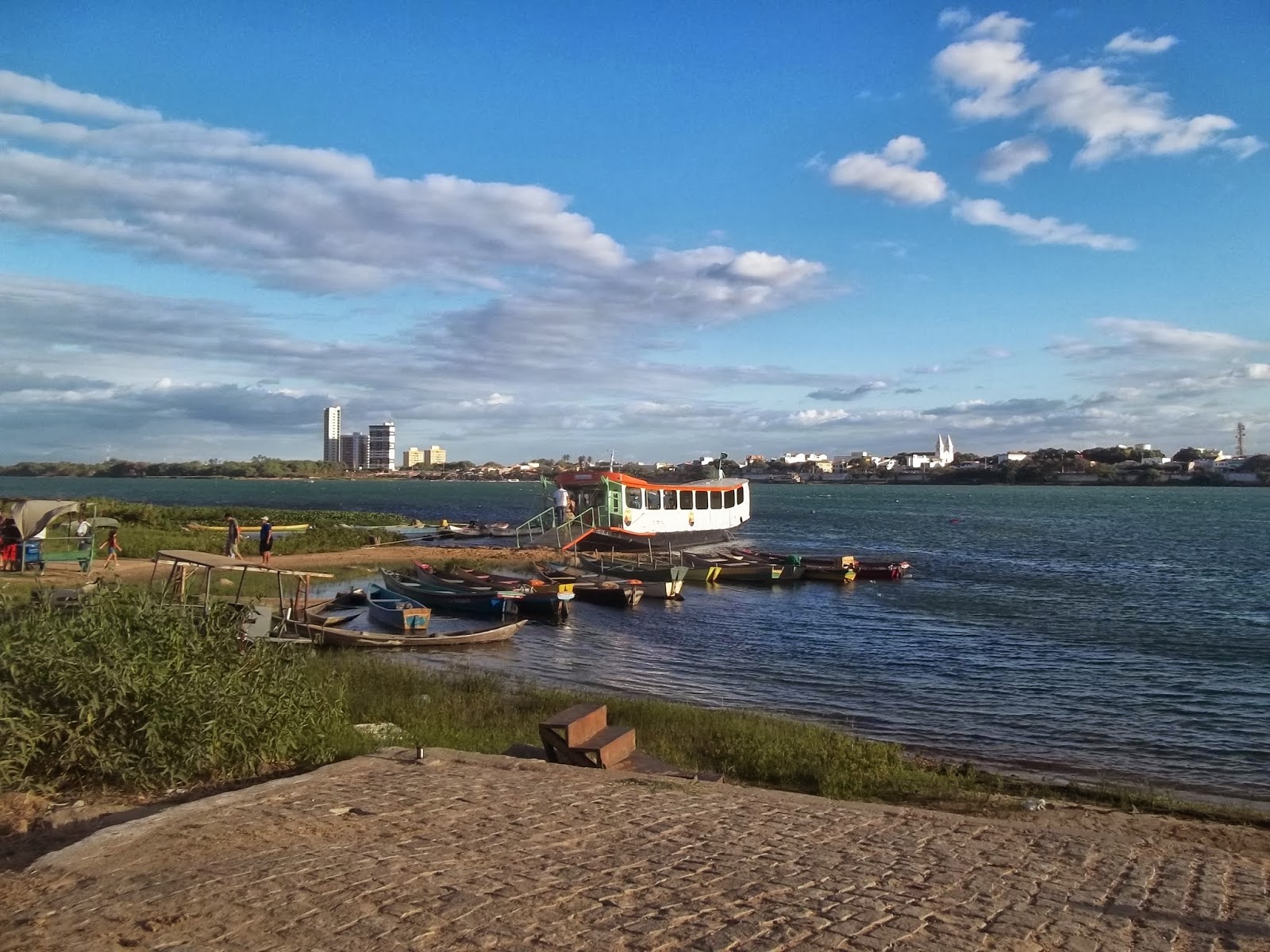 Petrolina Bora com a gente
