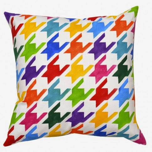 http://paintapillow.com/index.php/houndstooth-paint-a-pillow-kit.html