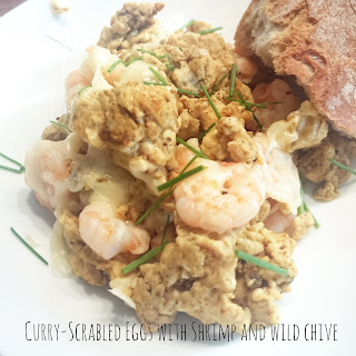 [Food] Curry-Rührei mit Krabben und Schnittlauch // Curry-Scrabled Eggs with Shrimp and wild chive