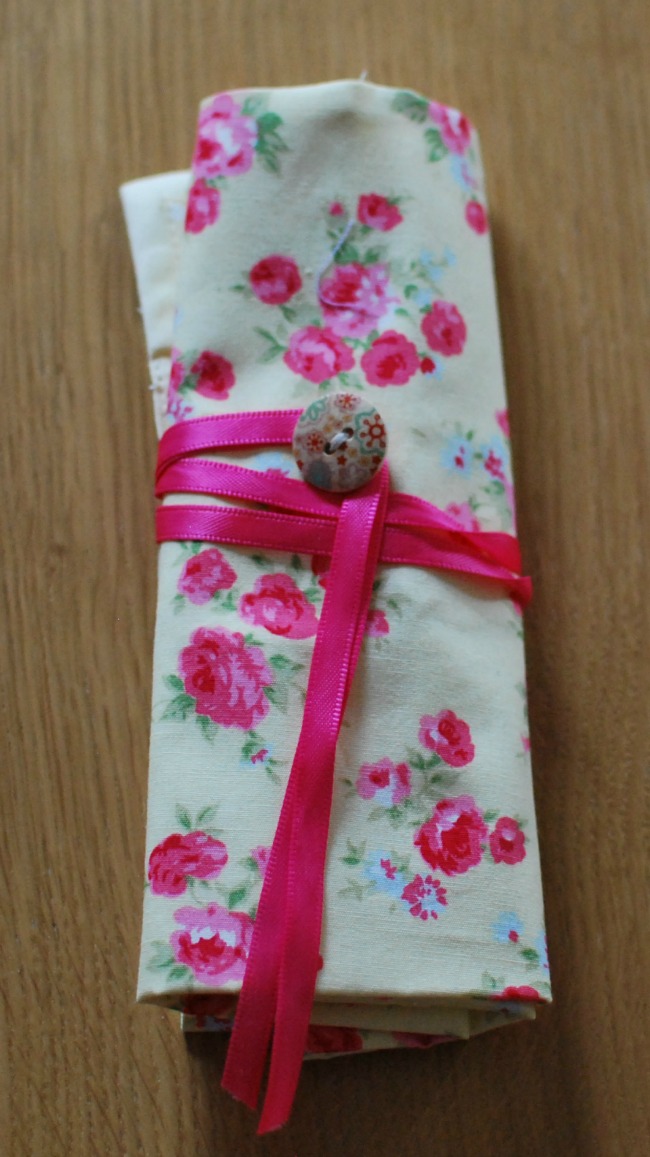How to Sew a Crochet Hook Roll Perfect Gift For Mothers Day Teddy