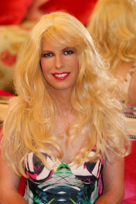 Beautiful happy new year rangoli || muggulu || kolam design with 20-2-2 dots Happy New Year 2022