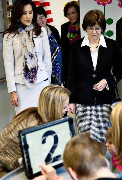 Crown Princess Mary and First Lady of Slovakia Mrs. Silvia Gašparovičová visited the special school Geelsgårdsskolen in Virum