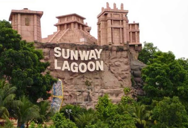 Sunway lagoon theme park