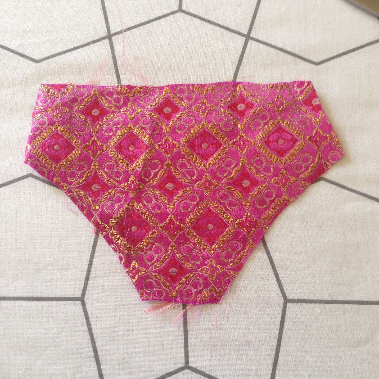 The Summerhouse by the sea Knicker Bunting