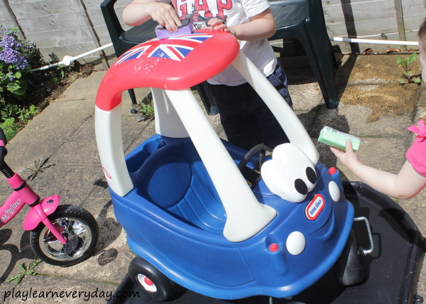 Water Play Car Wash - Play and Learn Every Day