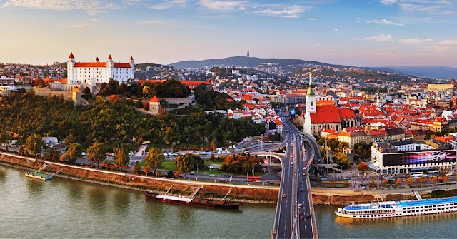 Gezi Günlüğü: Bratislava Gezi Günlüğü: Bratislava