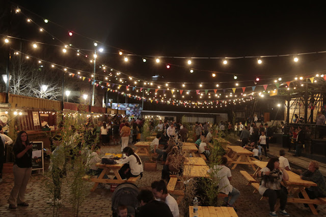El Patio de los Lecheros, gran propuesta gastronĂłmica para toda la familia. Noticias de Villa Devoto, guĂa comercial villa devoto, feria, agronomia, productor, consumidor, pic nic, comidas, empanadas, bebidas, musica, aire libre, patio, lechero, caballito