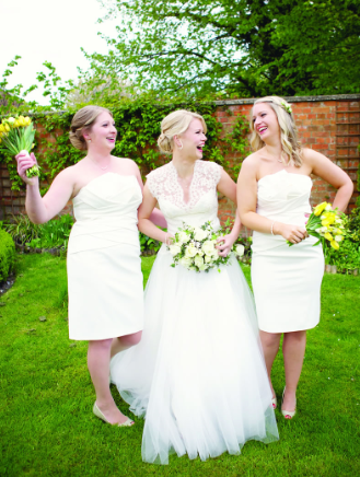 7 Things No One Tells You About Wedding Dress Shopping 7 Things No One Tells You About Wedding Dress Shopping