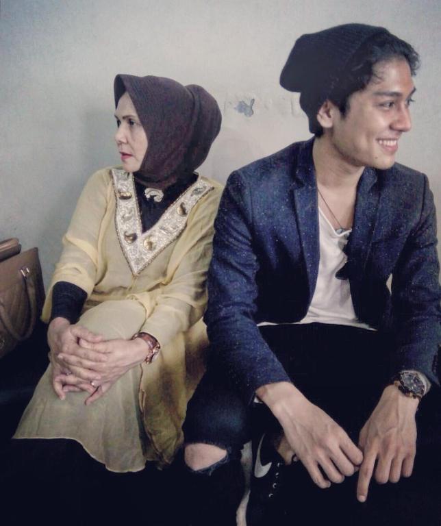 Biodata Artis Rizky Billar