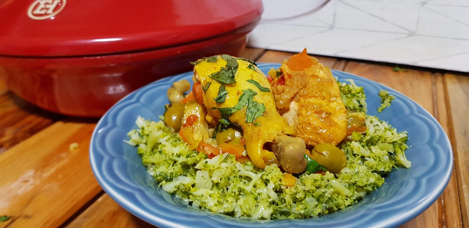 Tagine de frango com legumes. Graça Truques & Dicas