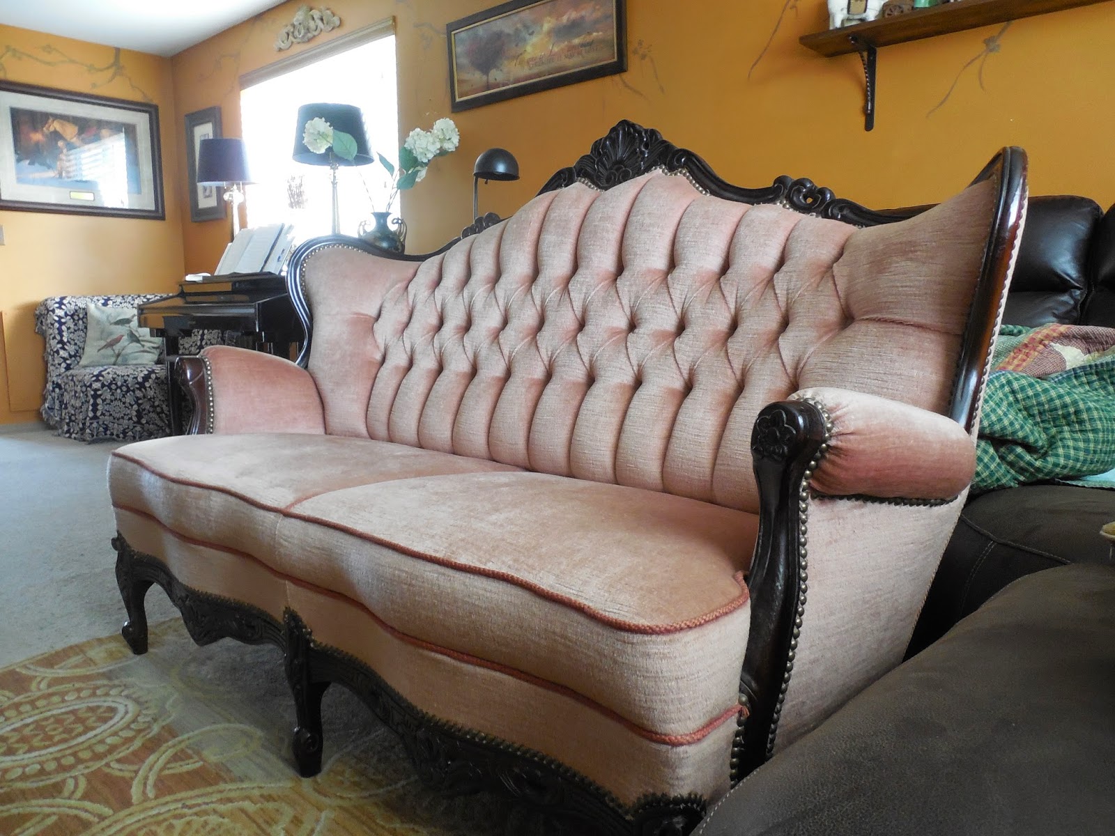 The Yellow House Victorian Couch