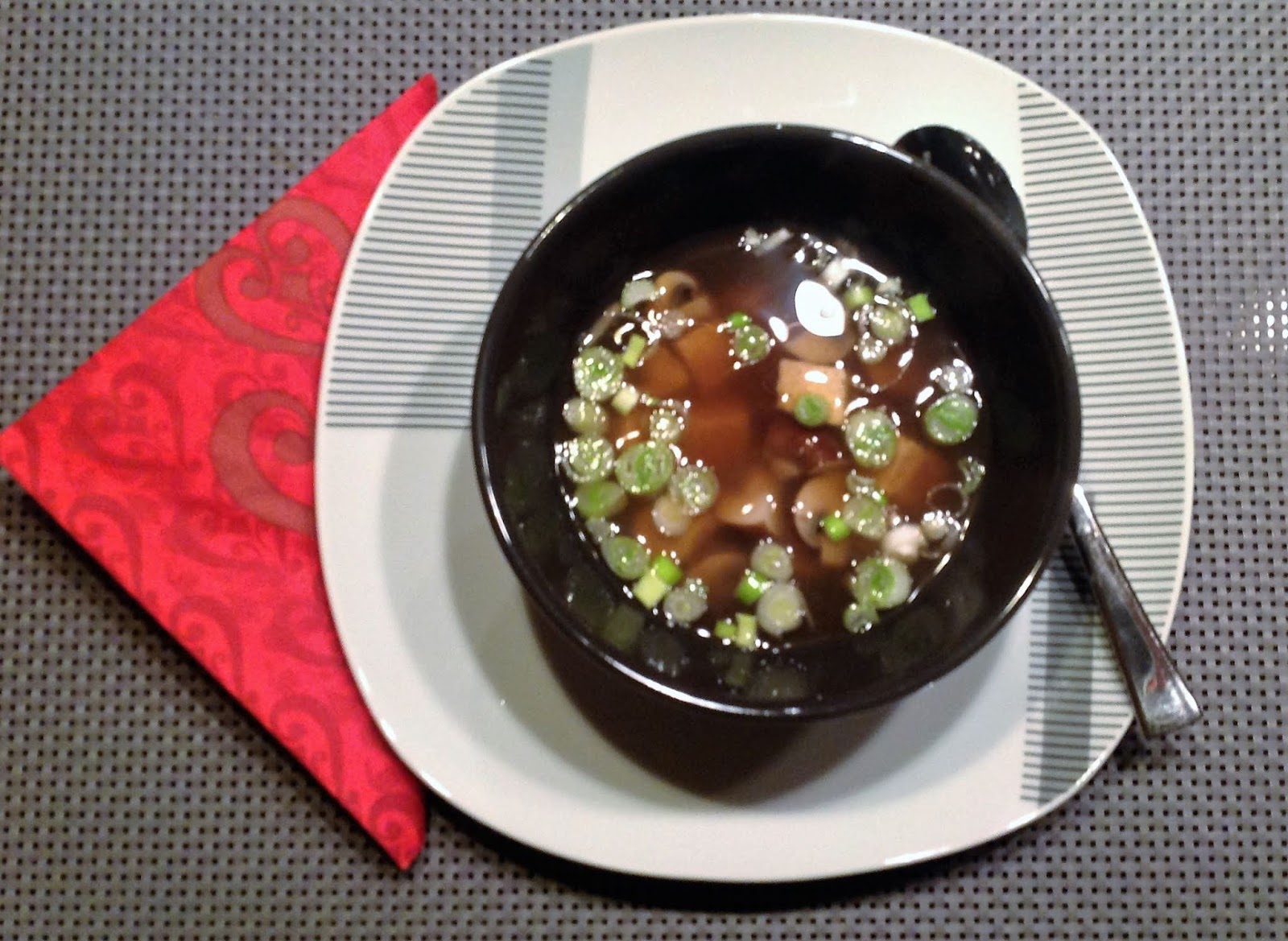 Marlis + Peters Küchenwelt: Miso Suppe mit Pilzen und Tofu