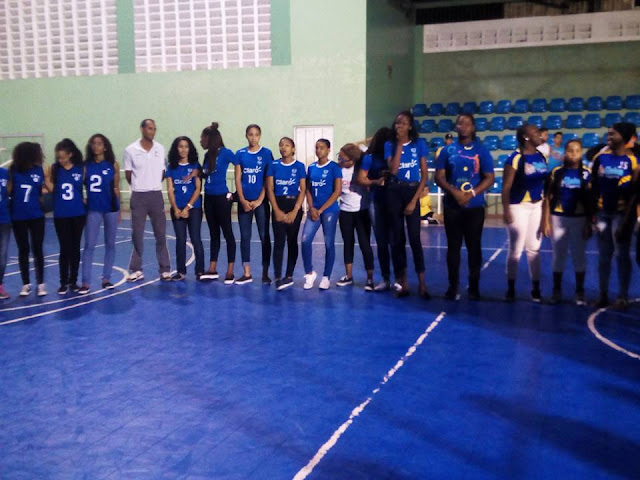 Saint Nicolas Eagles y Hogar del Niño logran triunfos en Voleyball Liga Colegial Romanense 