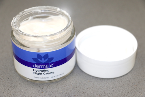DermaE-Hydrating-Night-Cream-With-Hyaluronic-Acid