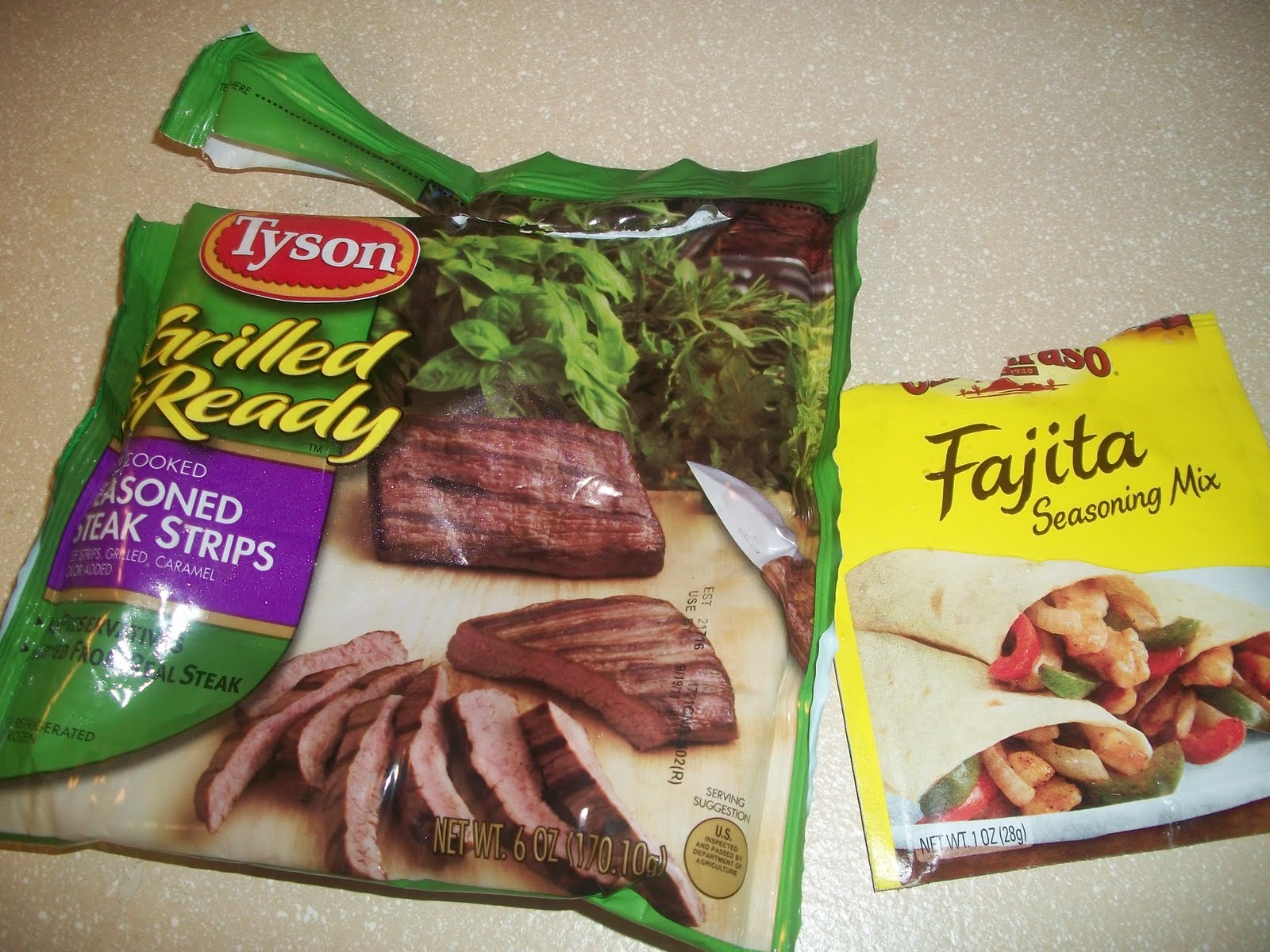 Shannon Pogue Eats Fajitas and Margaritas!