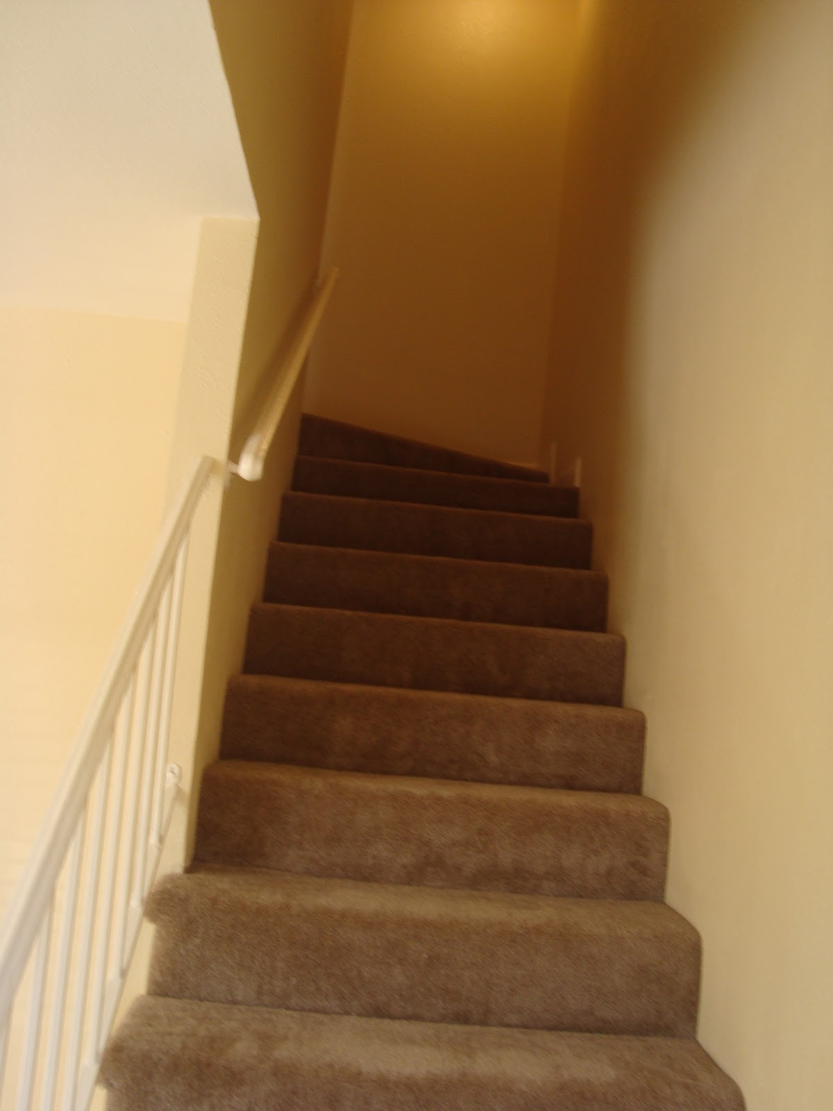 Oxford Square Townhomes Condo Pictures