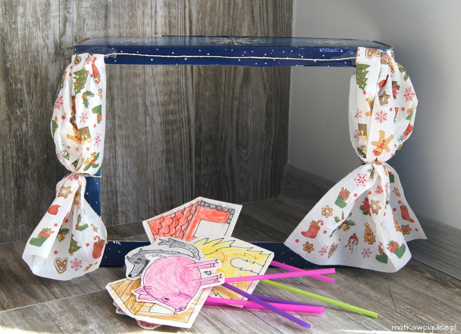 teatrzyk z kartonu DIY, teatrzyk dla dzieci teatrzyk z kartonu DIY, teatrzyk dla dzieci DIY, handmade dla dzieci, zabawa w teatr