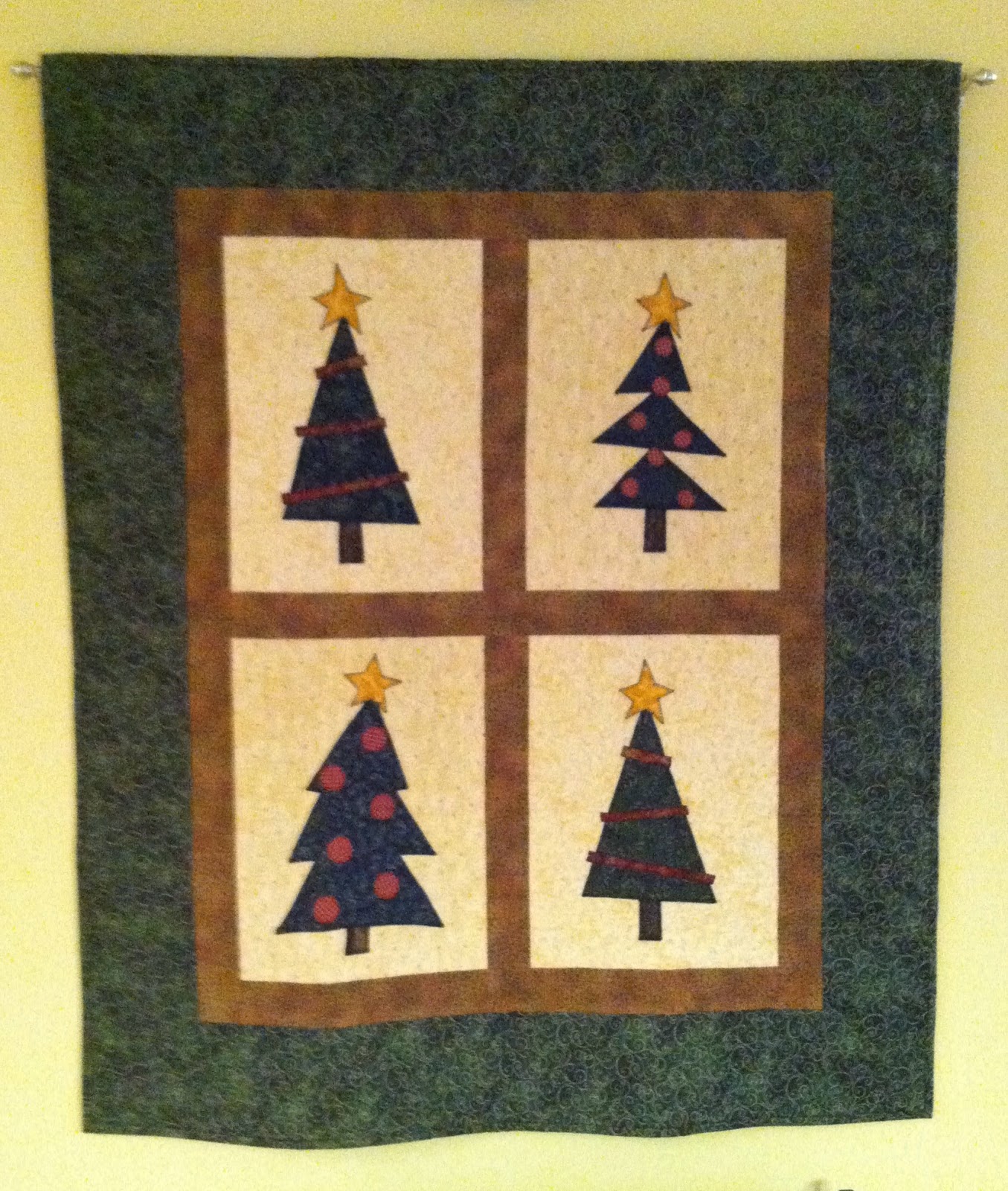 Whimsical Christmas Tree Wall Hanging - Fun and simple way to decorate for Christmas
