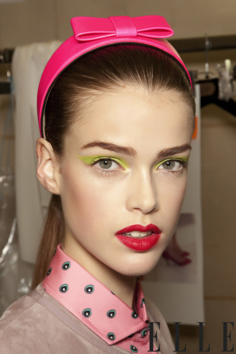 FASHION DESIGN: Neon eye makeup | Neon eyeshadow | Neon make up