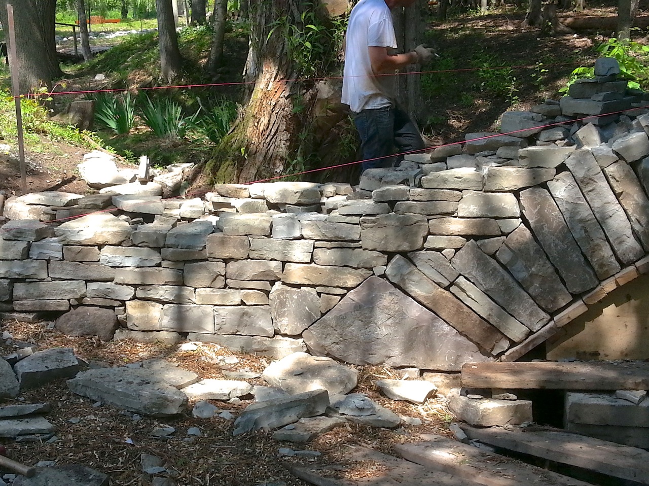 Thinking With My Hands Building A Dry Stone Bridge Part 11 The Horizontal Stones Have To Meet Radiating Nicely For Bridge Look Ealing This Is A Sketch On Stone I Did Trevor Ilrating