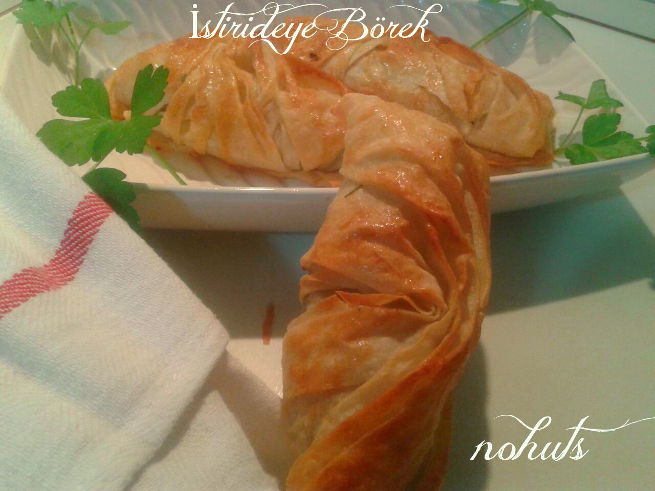 Lezaiz Tarifler İSTİRİDYE BÖREK