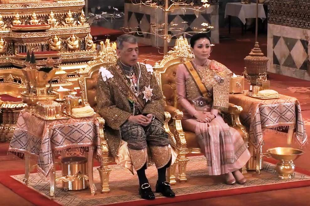 Sawas Dee Thailand's König Rama X. ist gekrönt