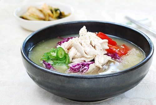 Bắt tay làm súp gà lạnh Hàn Quốc Mon-sup-ga-lanh-Han-Quoc