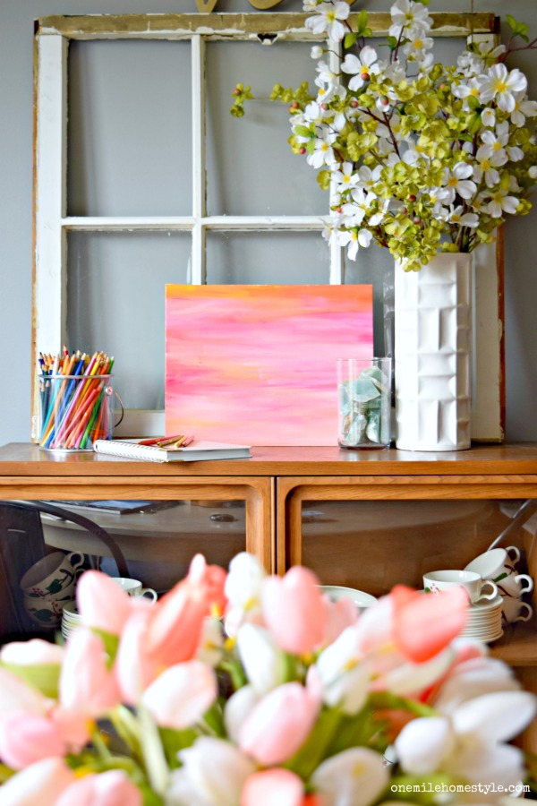 No art skills required! How to make your own beautiful DIY abstract art in just 10 minutes!