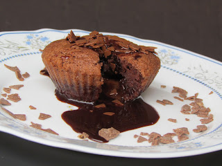 Lava muffins / Briose umplute cu ciocolata