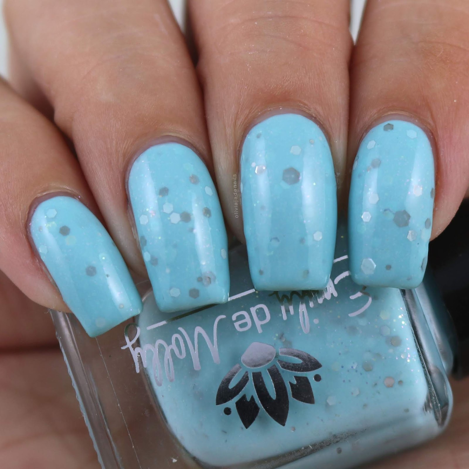 Emily de Molly LE127 swatched by Olivia Jade Nails