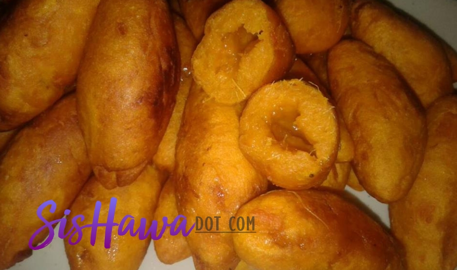 Kuih Cek Mek Molek Kelate