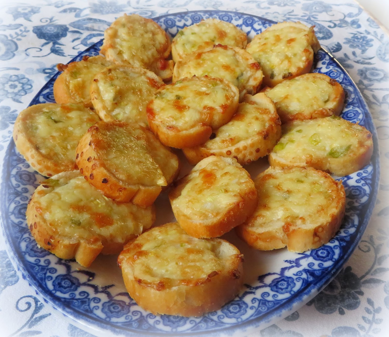 Toasted Cheese Rounds The English Kitchen