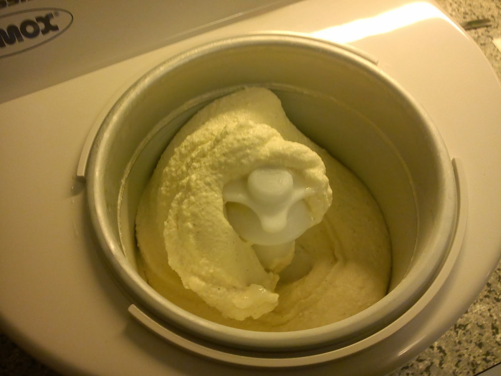 Kitchen of Kiki Homemade vanilla ice cream a la "A Country Cook´s