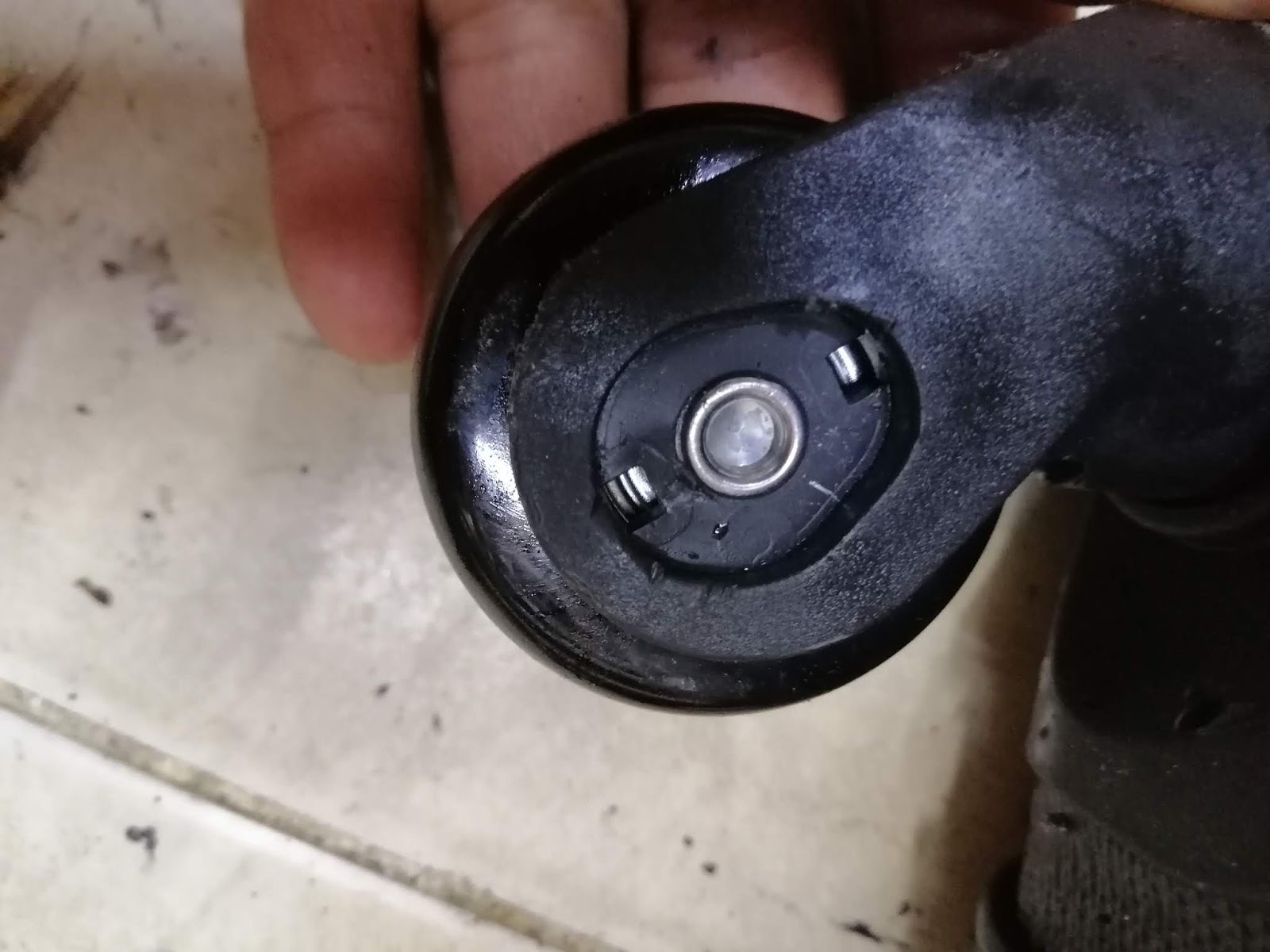 Luggage repair, Luggage wheel repair, Luggage wheel replacement