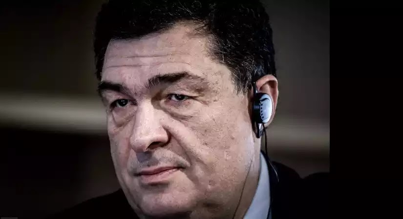 «Συγκλονίζει» η περιγραφή του Α.Παπαχελά για την εμπειρία του στην εντατική «Συγκλονίζει» η περιγραφή του Α.Παπαχελά για την εμπειρία του στην εντατική