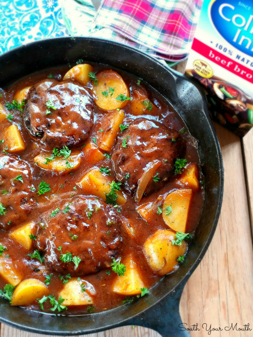 Salisbury Steak & Potato Skillet - An entire scratch-made meal made in one pan in just 30 minutes with only 7 ingredients
