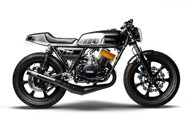 Yamaha RD400 By MotoRelic