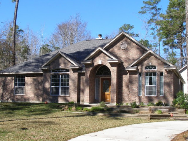 Traditional style home exterior