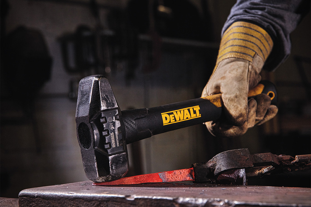 dewalt balta ve balyoz teknolsun