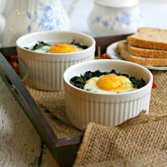 Cheesy Polenta and Spinach Baked Eggs