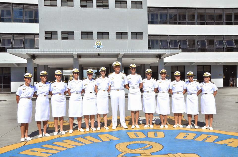 Curso Sena Escola Naval Primeira turma de aspirantes mulheres inicia suas atividades de