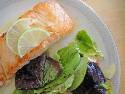 Bestsmellers: Lachs mit Limetten-Butter-Sauce